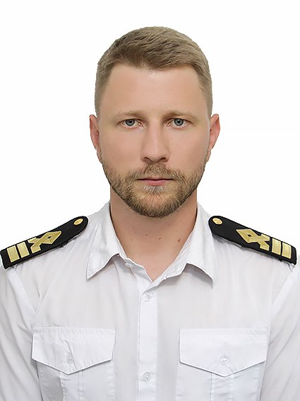             Вынгра Алексей Викторович
    